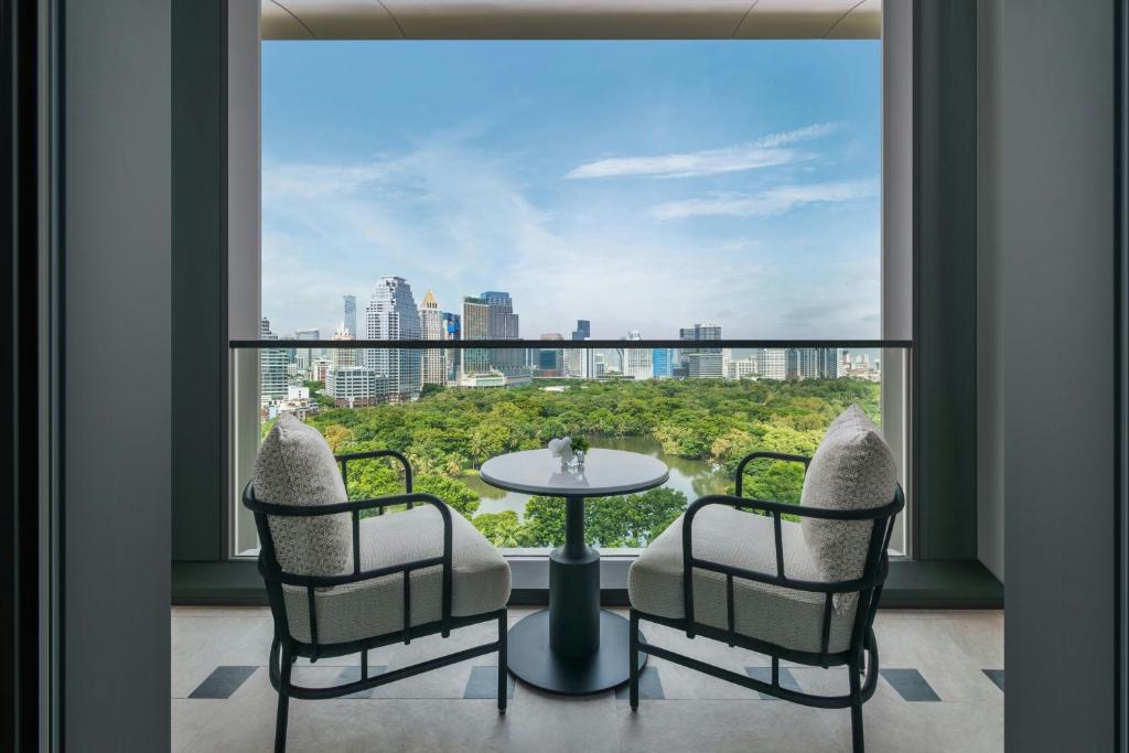 The Ritz-Carlton, Bangkok - Resim 31
