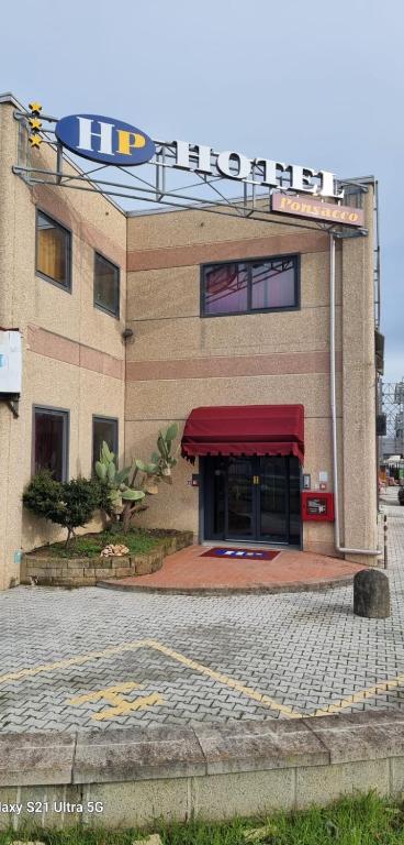 Budova, kde se hotel nachází