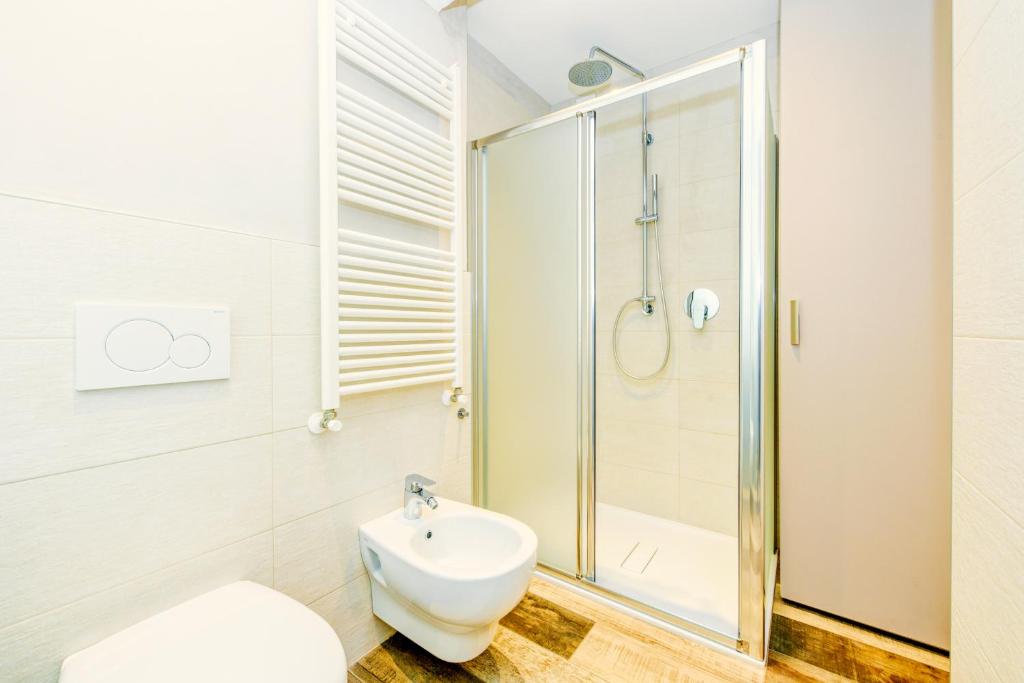 Kúpeľňa v ubytovaní The Geko Apartment Sirmione