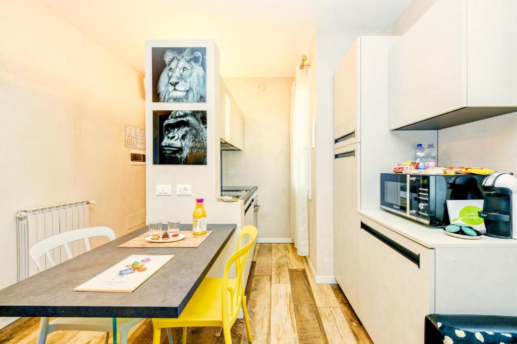 Kuchyňa alebo kuchynka v ubytovaní The Geko Apartment Sirmione