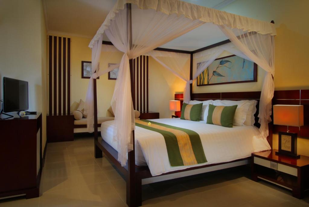 Adi Dharma Hotel Legian - 8