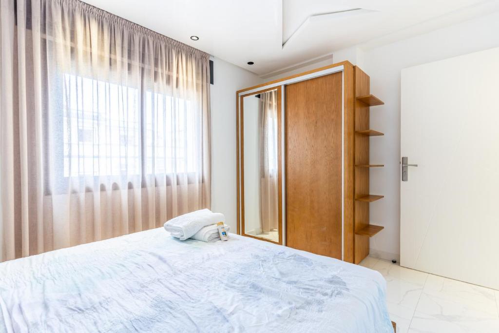 Postel nebo postele na pokoji v ubytování Hot appar Luxury SuiteMar