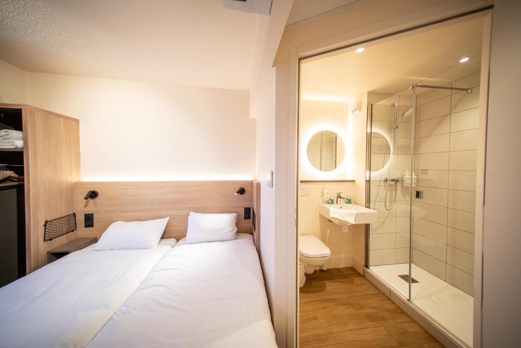 Koupelna v ubytování Premiere Classe Annecy Cran-Gevrier RÉNOVÉ EN 2025