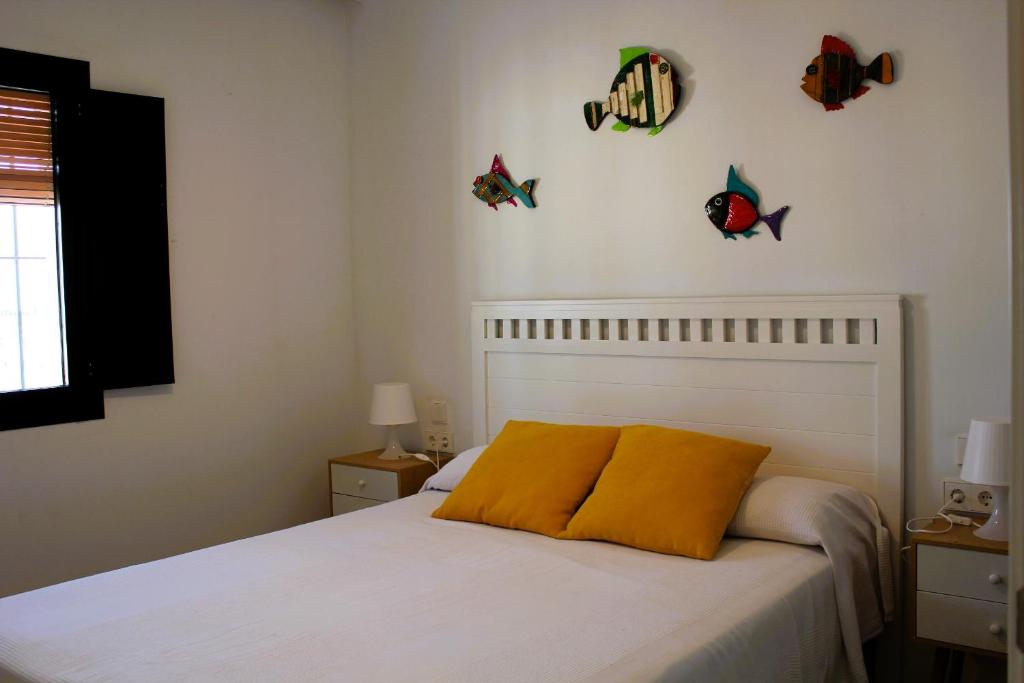 Posteľ alebo postele v izbe v ubytovaní CASA MOLINERO con encanto y maravillosa terraza con vistas VFT/CA/05921