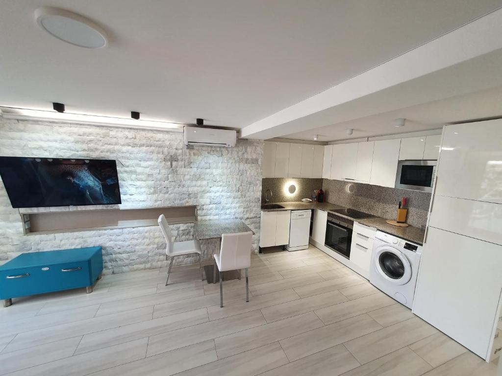 Kuchyň nebo kuchyňský kout v ubytování Salou Centro Playa