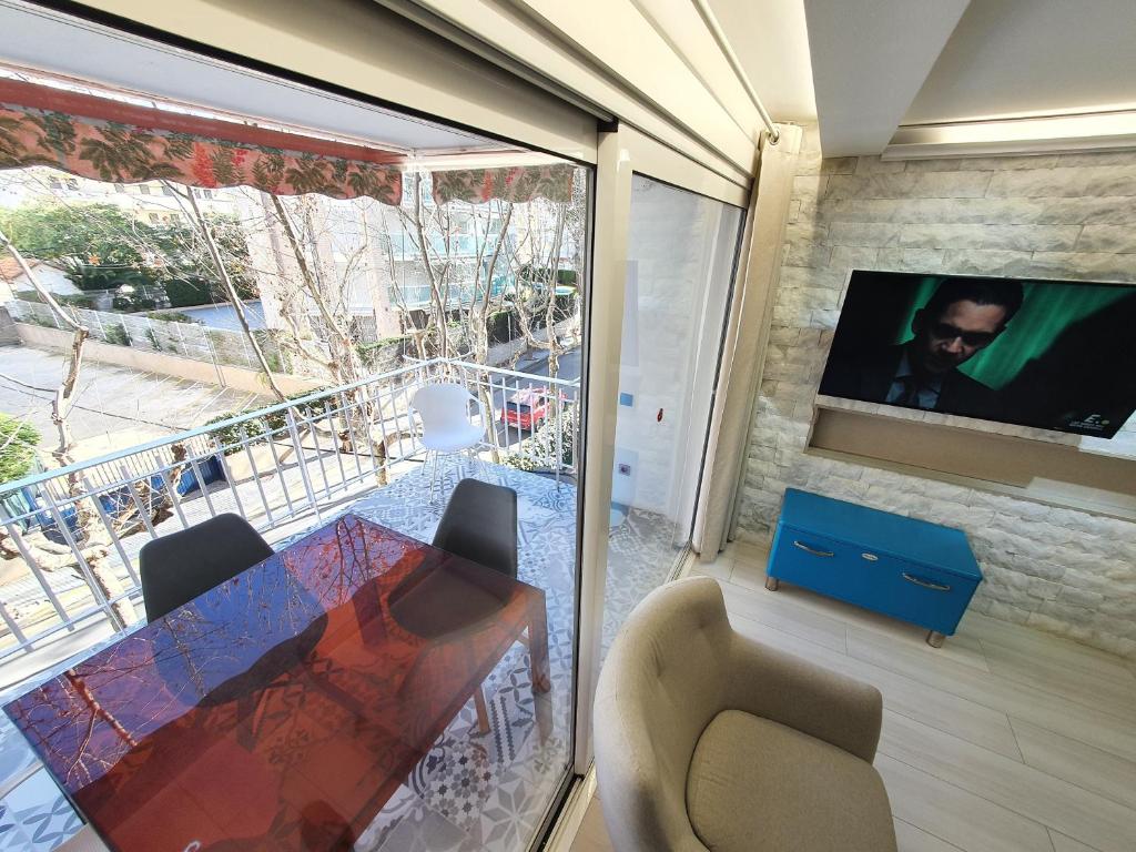 TV a/nebo společenská místnost v ubytování Salou Centro Playa