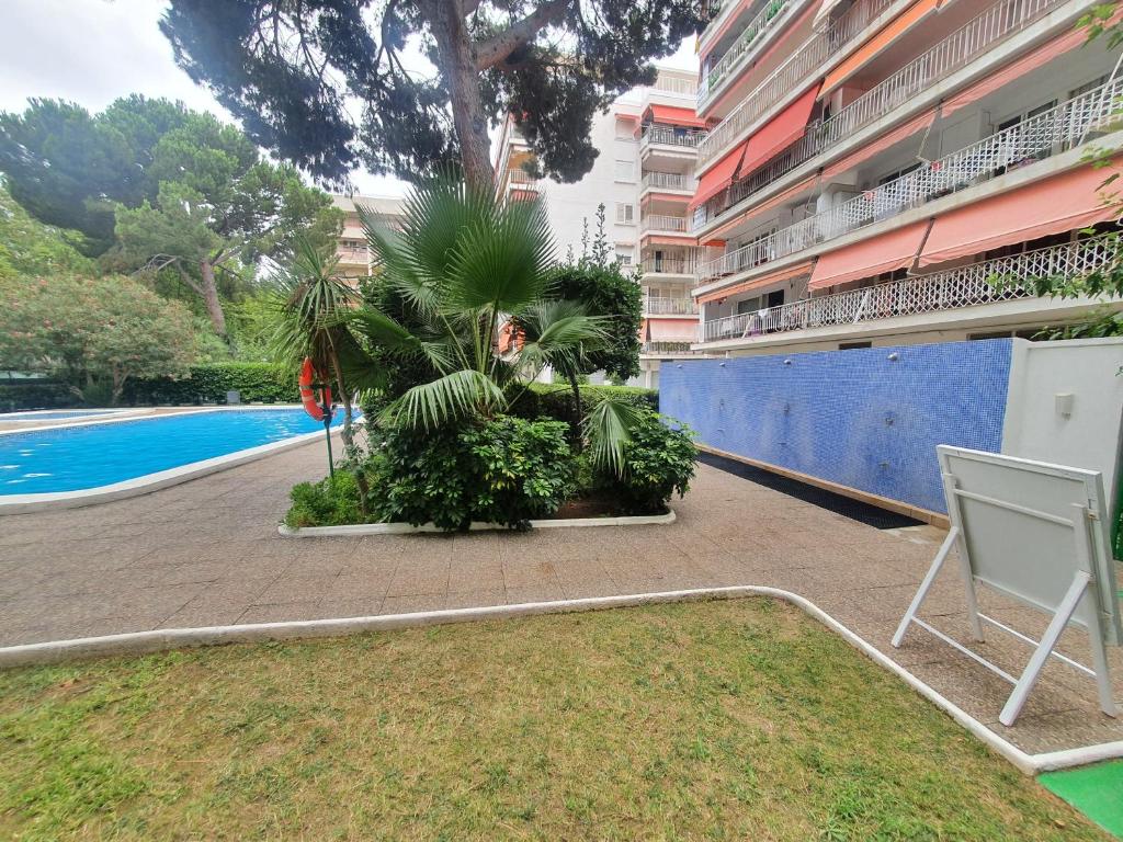 Bazén v ubytování Salou Centro Playa nebo v jeho okolí