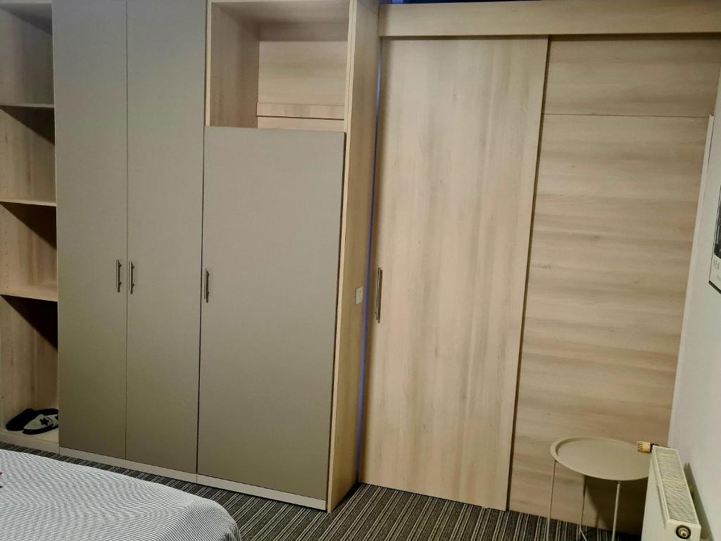 BoNiToS, SOBE-ROOMS - 11