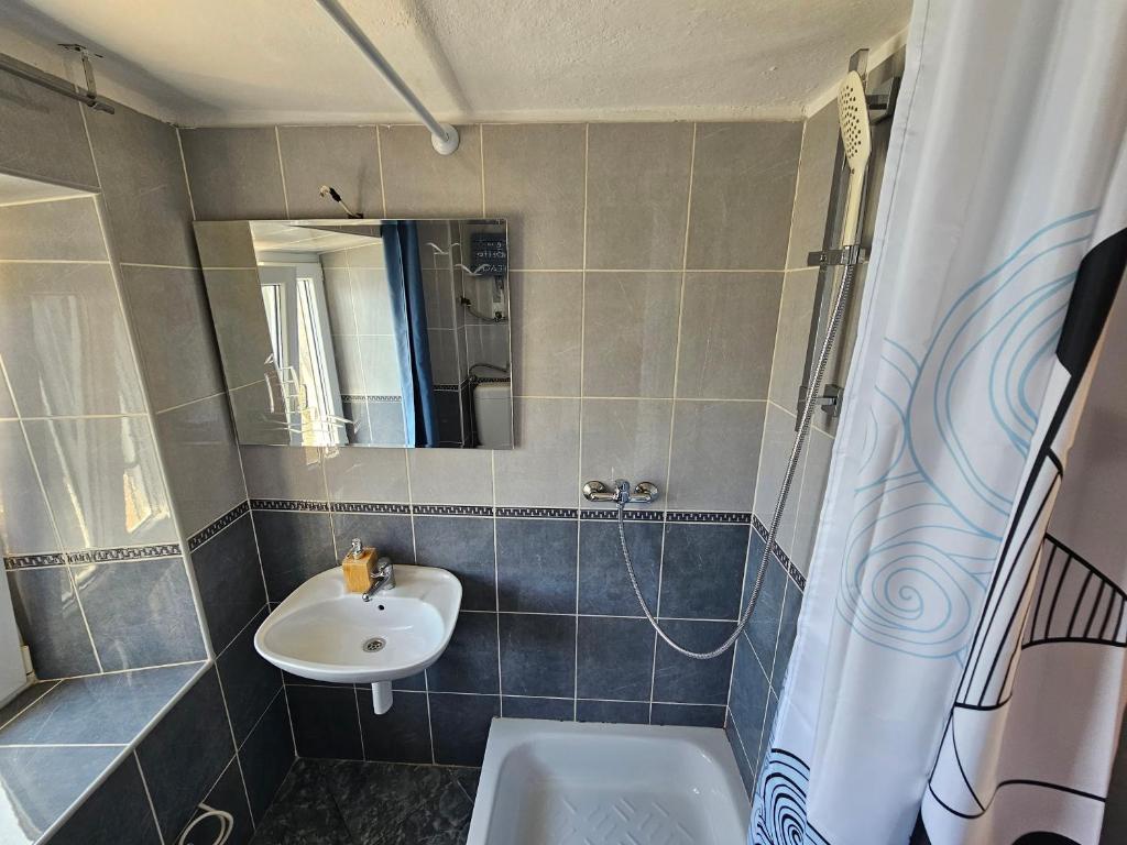 Kúpeľňa v ubytovaní Kamena kućica