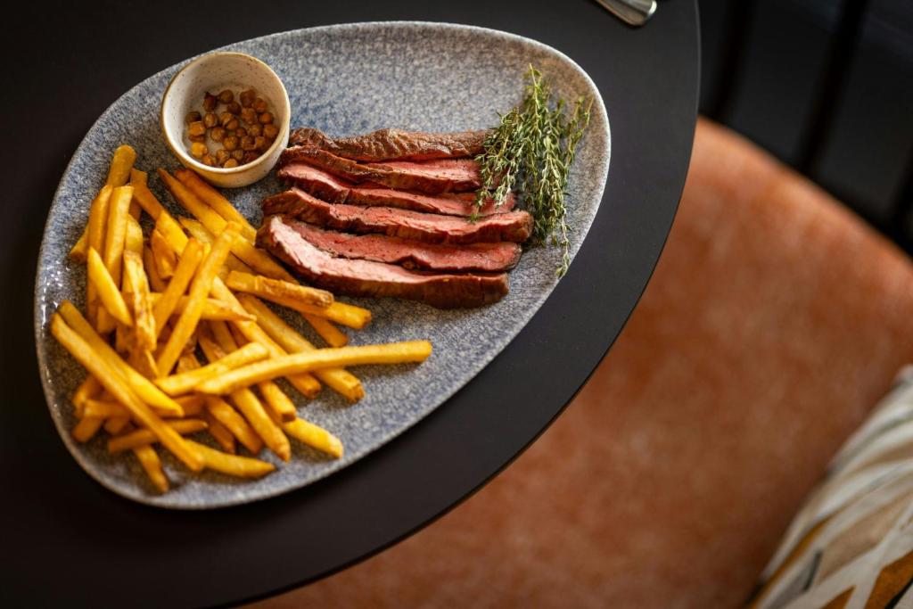 Courtyard by Marriott Cologne - Resim 34