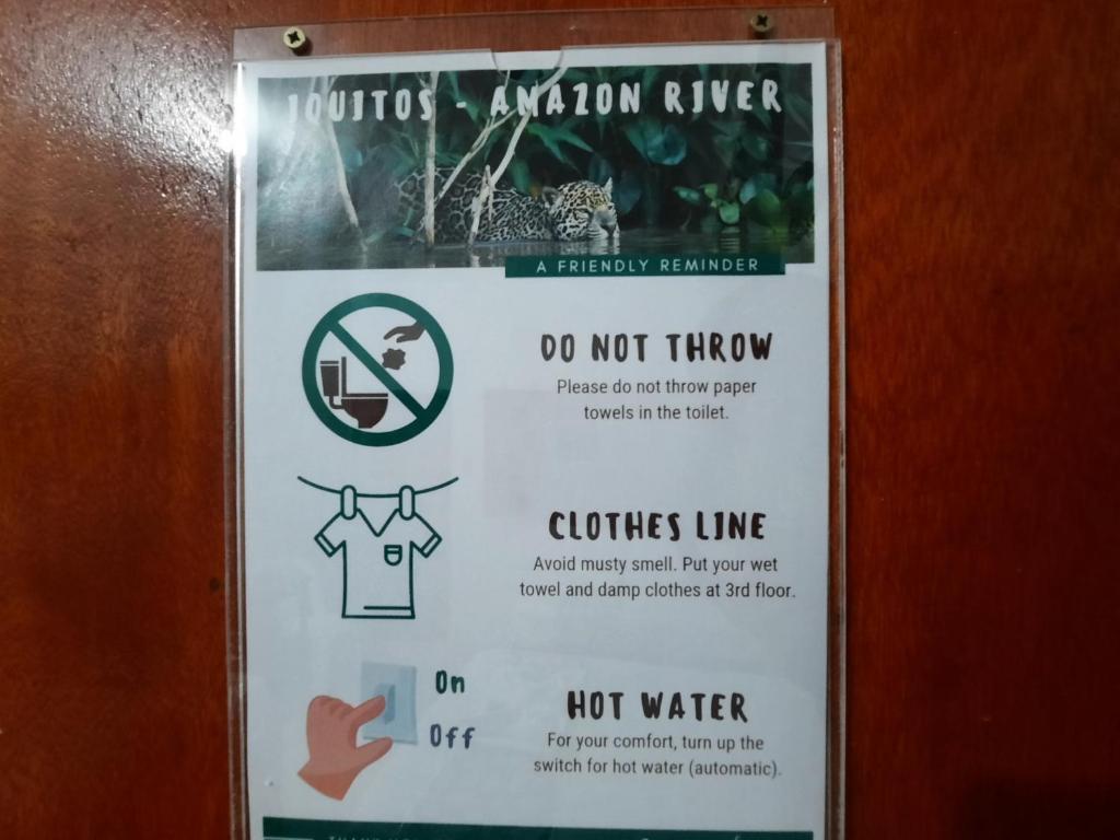 Certifikát, hodnocení, plakát nebo jiný dokument vystavený v ubytování Amazon House Hostel