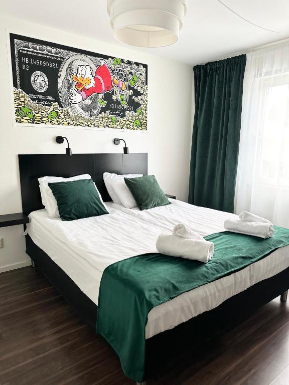 Postel nebo postele na pokoji v ubytování Hotell City Karlshamn