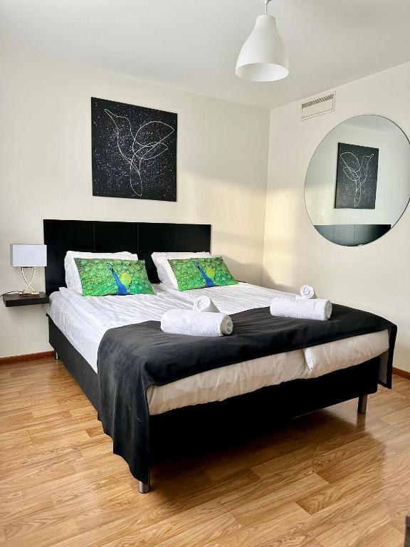Postel nebo postele na pokoji v ubytování Hotell City Karlshamn