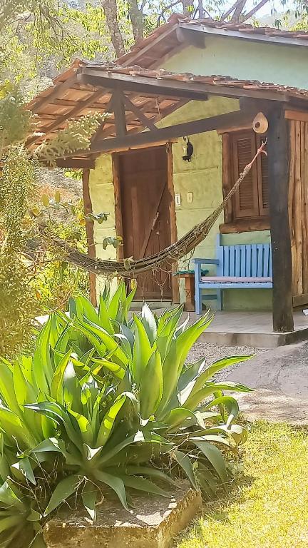 Zahrada ubytování Vale do Piemonte - Chalé com hidromassagem -