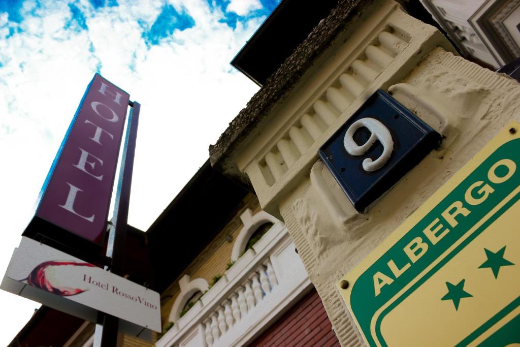 Hotel RossoVino Milano - Resim 11