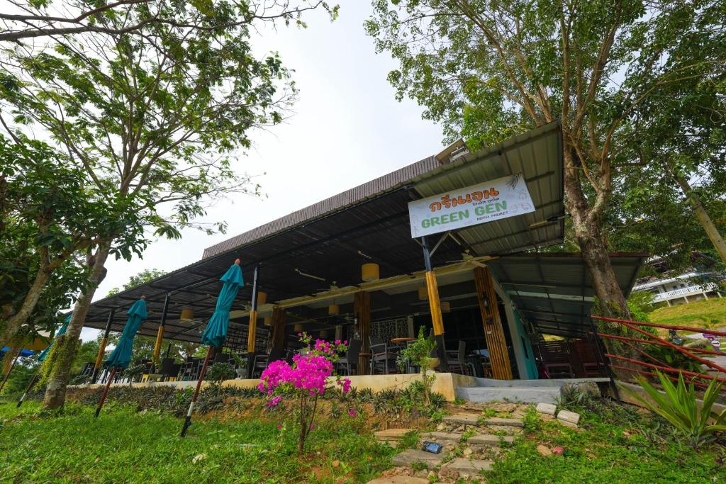 Zahrada ubytování Green Gen Hotel, Mueang Phuket