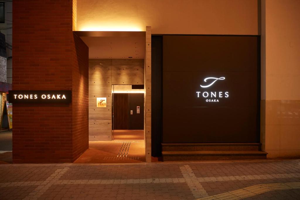 Certifikát, hodnocení, plakát nebo jiný dokument vystavený v ubytování TONES Osaka
