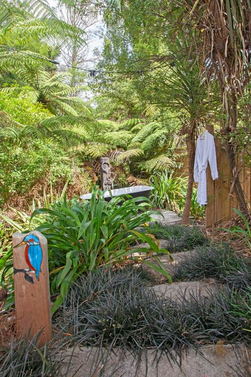 Boutique Country Retreat -Outdoor bath - Resim 13