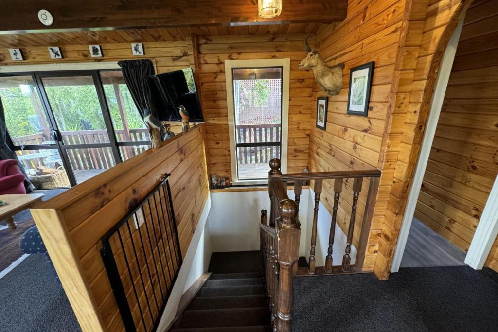 83b Conical Hill Rd - Access via Alpine Avenue - Resim 5