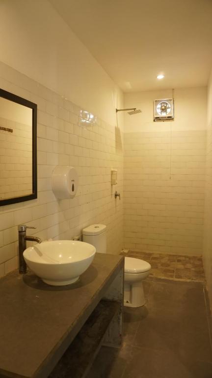 Koupelna v ubytování Lay Day Hostel Canggu
