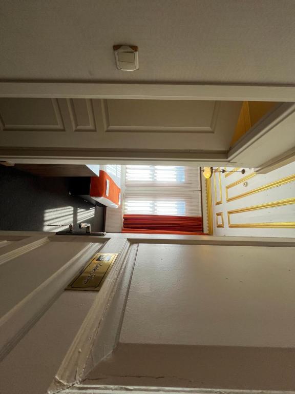 Kuchyň nebo kuchyňský kout v ubytování Le Safran Suite Hotel