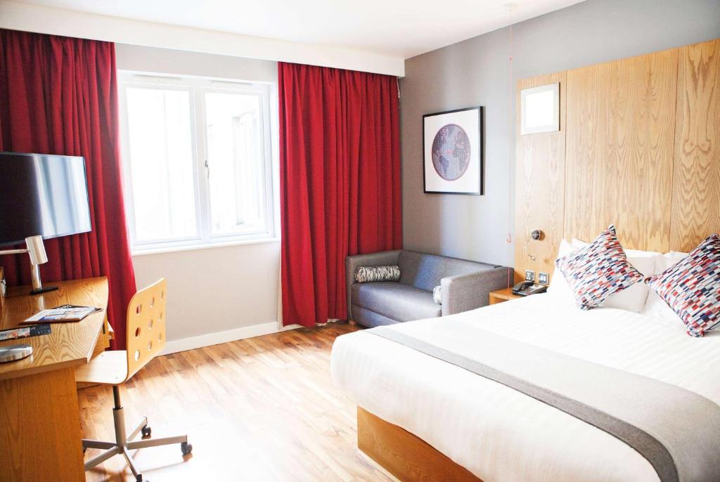 Ramada by Wyndham Belfast - Resim 15