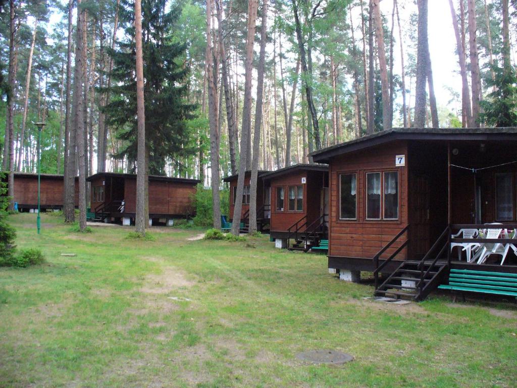 Vonkajšia záhrada v ubytovaní Ośrodek Wypoczynkowy Warmia