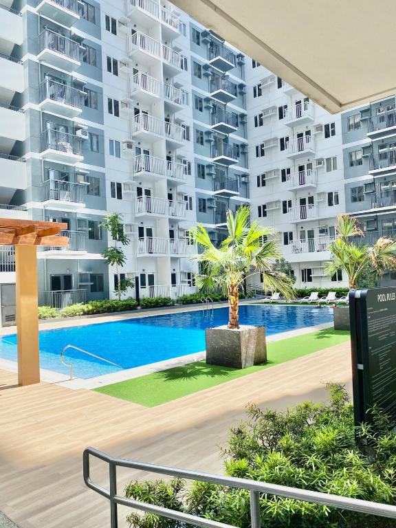 Bazén v ubytování SM Style Residence Minimalist Condo Unitt nebo v jeho okolí