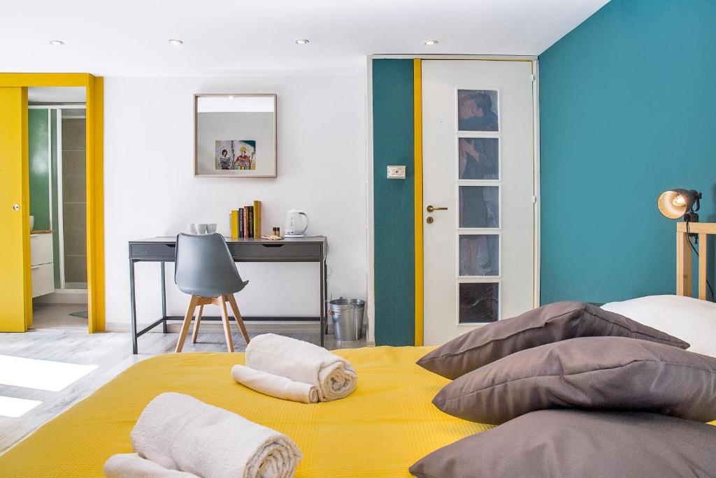 Napoli Connect Guesthouse