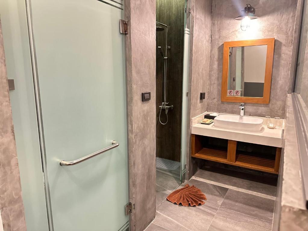 R-Mar Resort and Spa Patong, Phuket - 11