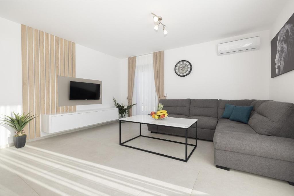 Apartment Veranda