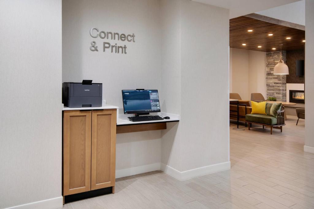 Fairfield Inn & Suites Columbia Downtown photo