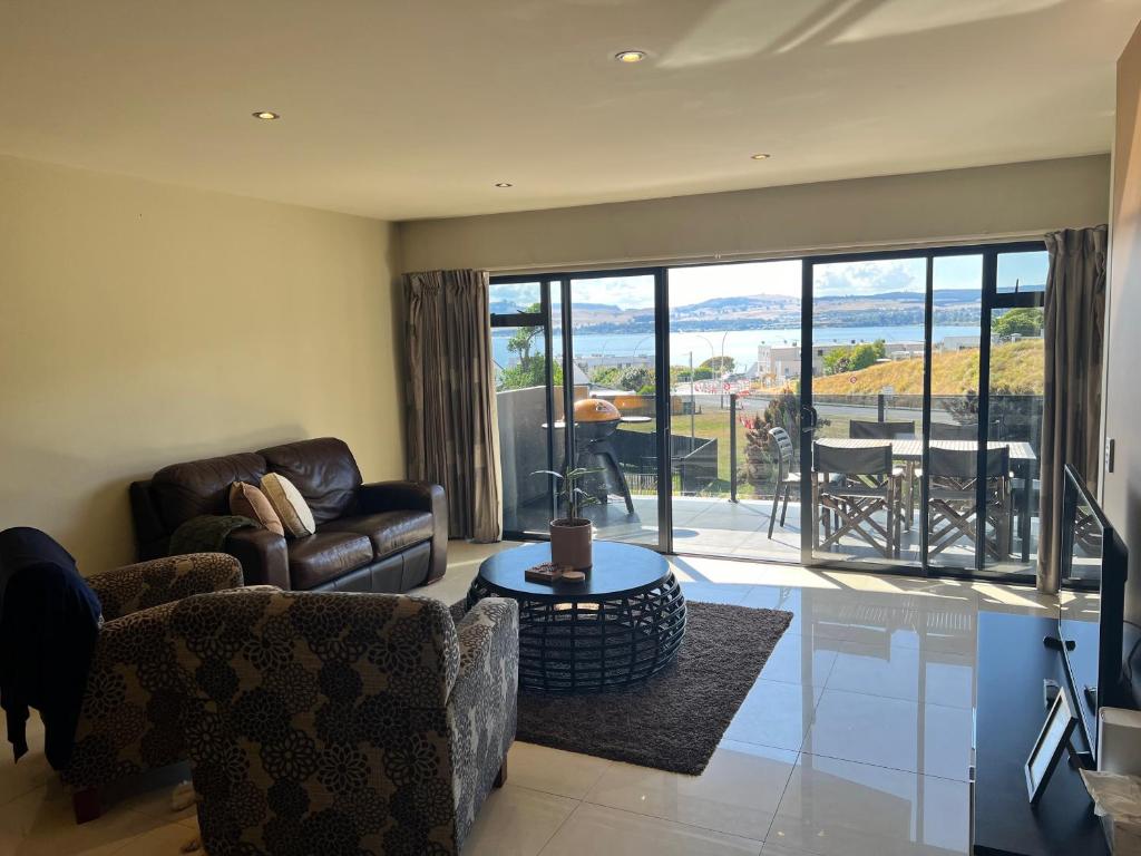 Lakeview Apartment - Resim 2