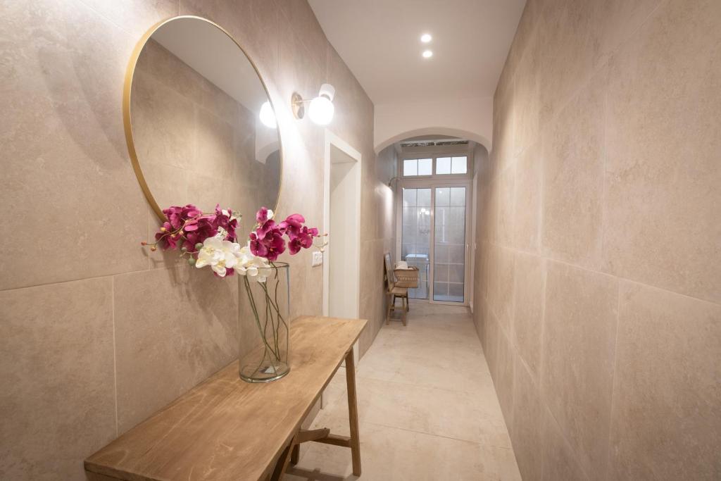 Fotografie z fotogalerie ubytování Electra Residence - Luxury Central Beach View Studio Apartment v destinaci Marsalforn