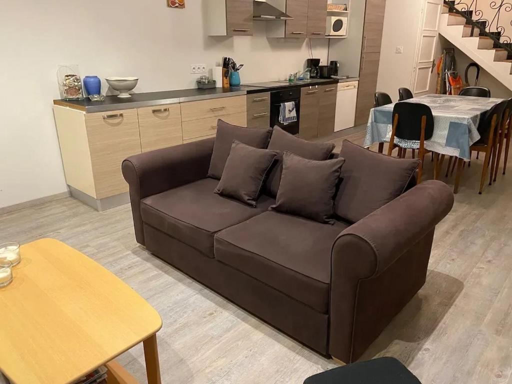 Kuchyň nebo kuchyňský kout v ubytování Appartement charmant à Fréhel, grand jardin.B