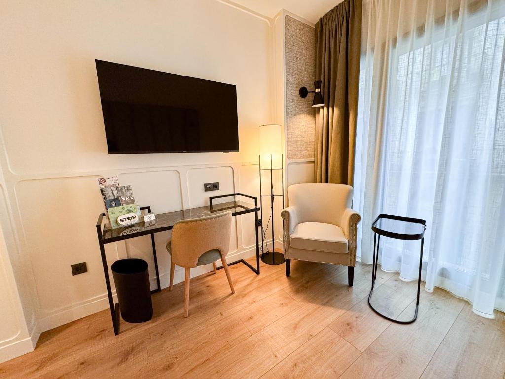 Hotel Barcelona Catedral 4 Sup - Resim 21