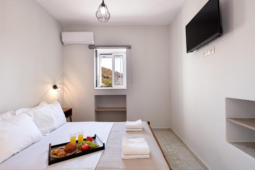 Televisyen dan/atau pusat hiburan di House Verg, heavenly escape up to 4 guests!