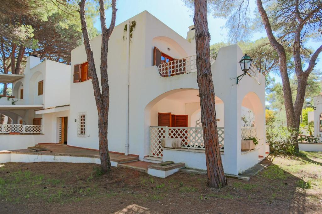 Το κτήριο όπου στεγάζεται  η παραθεριστική κατοικία