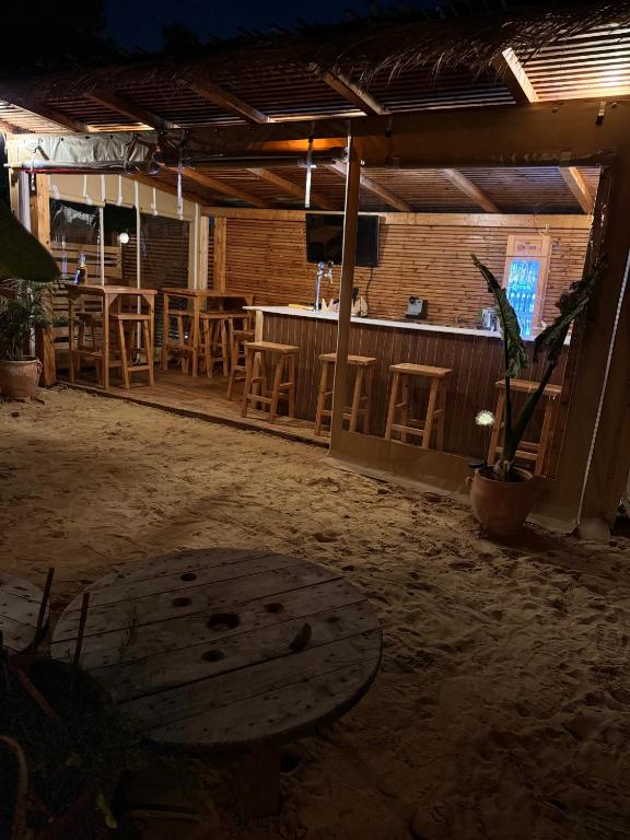 Restaurace v ubytování Surf lodge