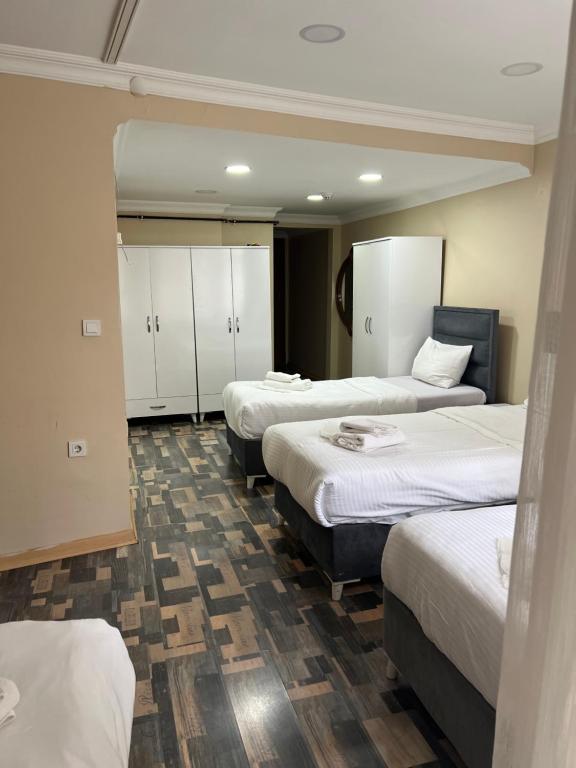 King Istanbul Hotel - Bed In 4-Bed Female Dormitory Room