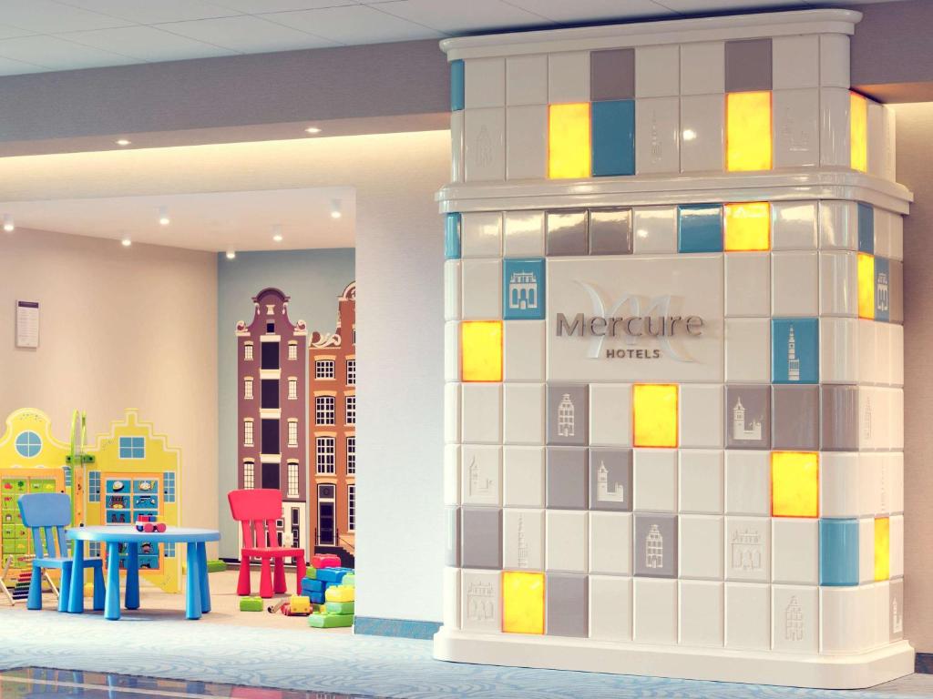 a lego store with a lego cube wall at Mercure Gdańsk Posejdon in Gdańsk