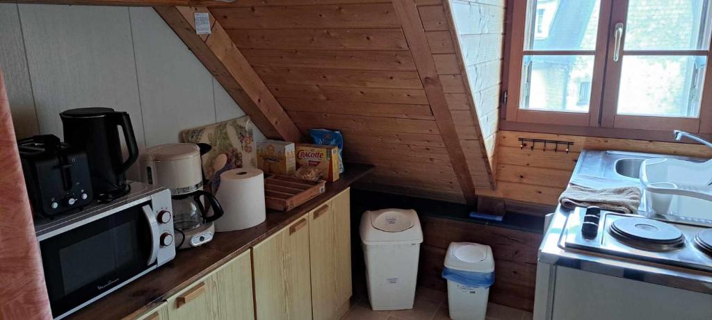 LOCATION à COUCY LE CHATEAU - Apartamento De Un Dormitorio