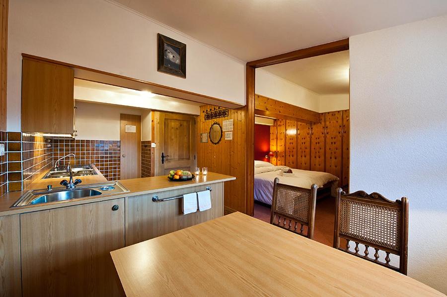 Kuchyň nebo kuchyňský kout v ubytování La Vallée Hôtel &Spa