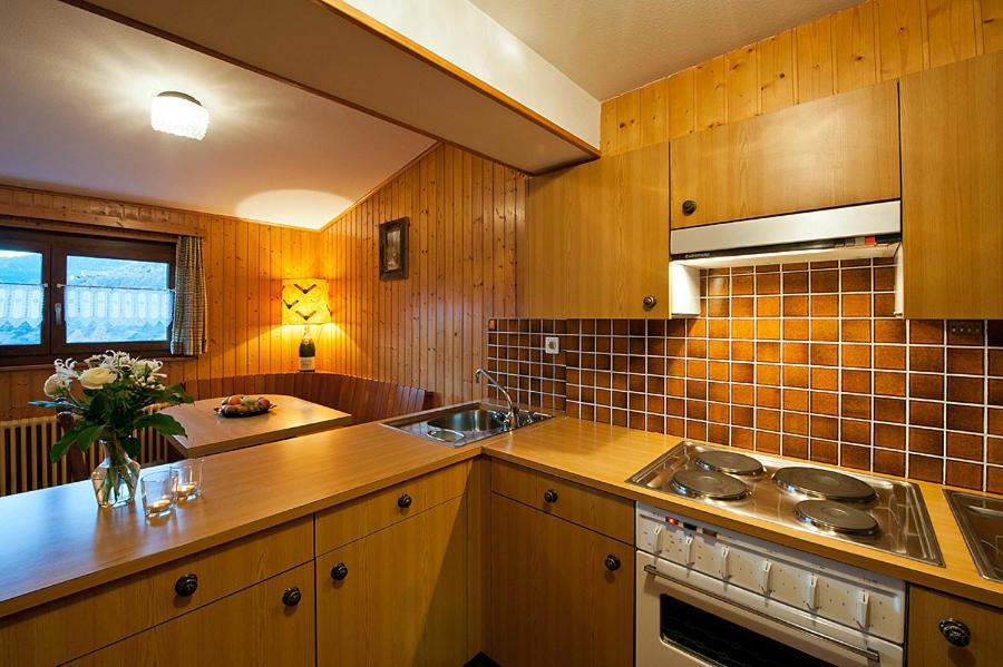 Kuchyň nebo kuchyňský kout v ubytování La Vallée Hôtel &Spa