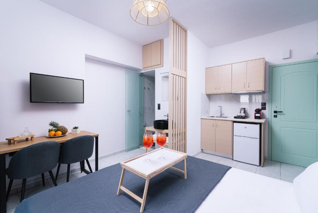 Alcyone Studios and Apartments - 7