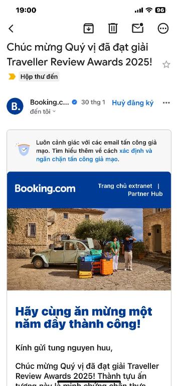 Certifikát, hodnocení, plakát nebo jiný dokument vystavený v ubytování Premium The Sóng 5 Sao Homestay