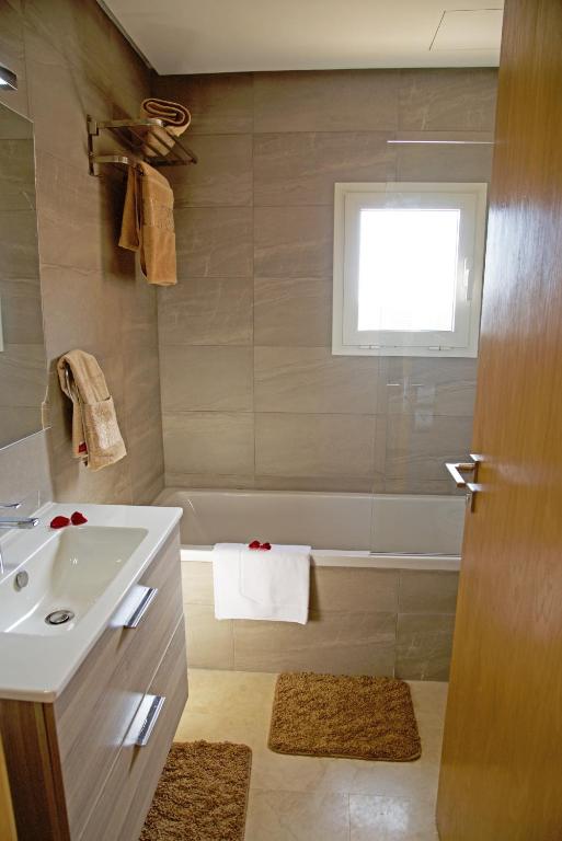 Koupelna v ubytování Magnifique Duplex de luxe vue sur mer et Golf - Taghazout Bay