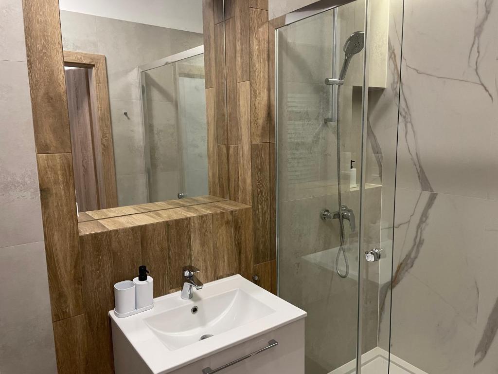 Aviendo Old Town Apartments - 2