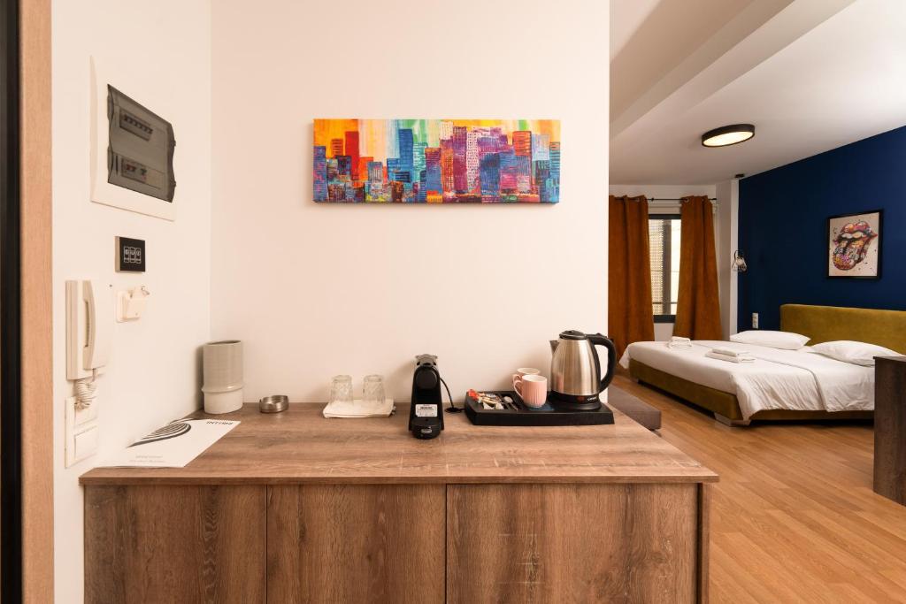 Athens Center luxury Suites 2 - Resim 18