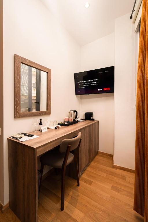 Athens Center luxury Suites 3 - Resim 20